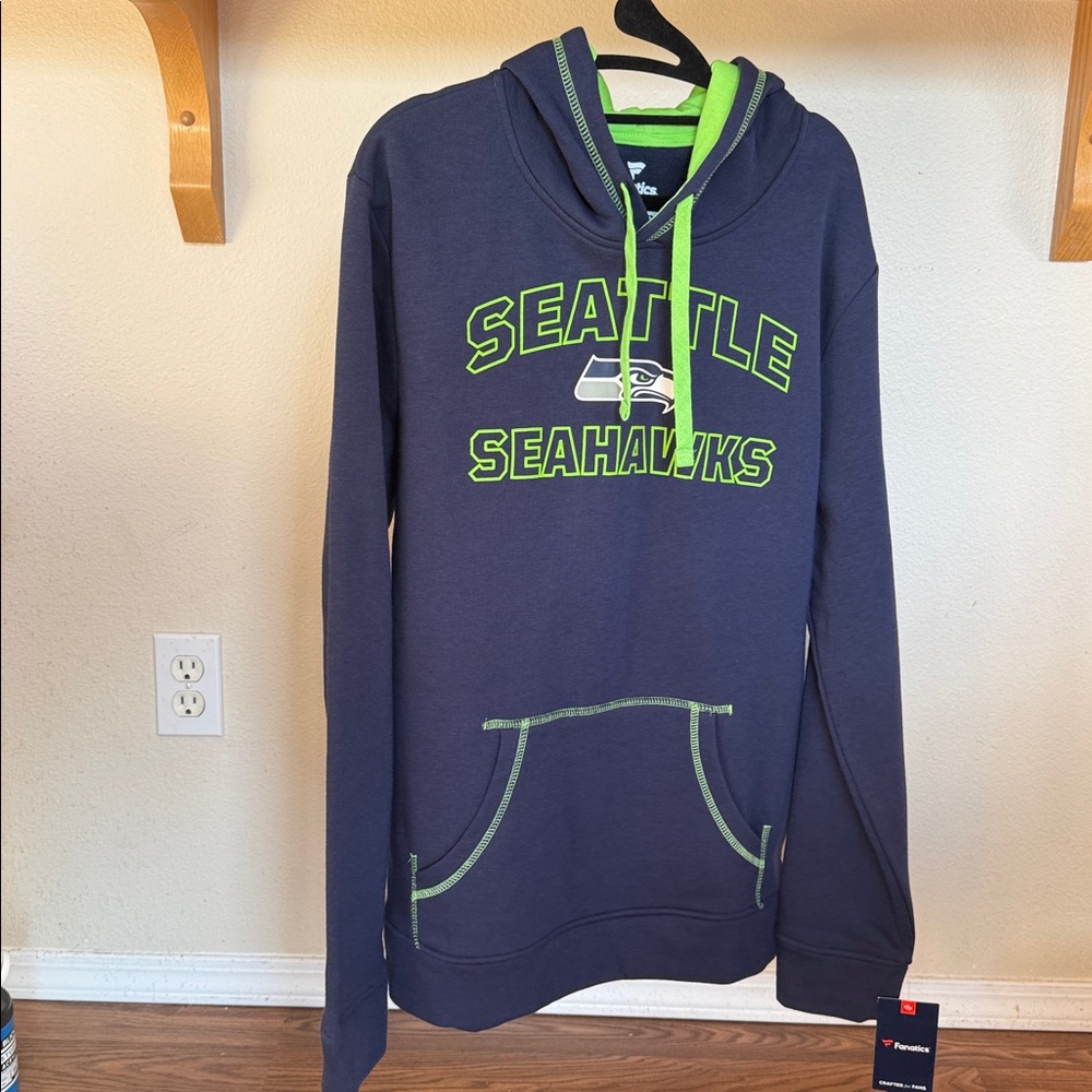 NWT Seattle Seahawks Navy Hoodie Fanatics Hoodie size L